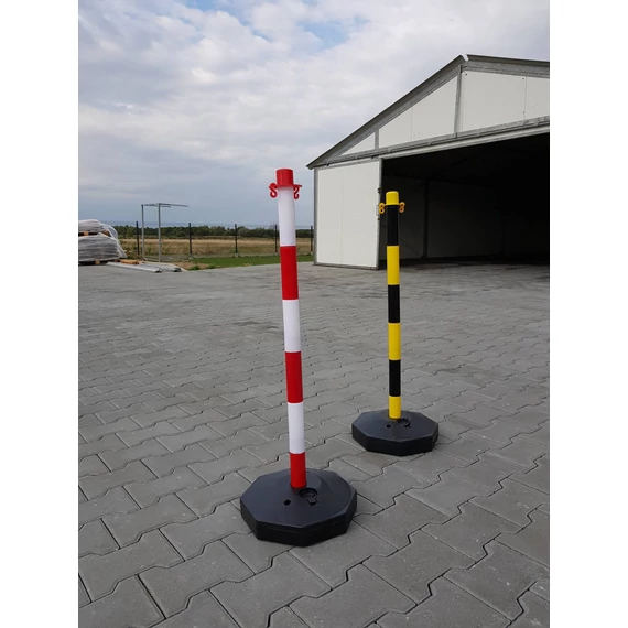 Elkorlátozó oszlop MAG-2 talppal, fehér-piros