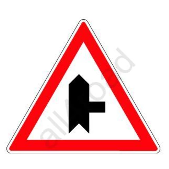 Útkereszteződés alárendelt úttal (3)