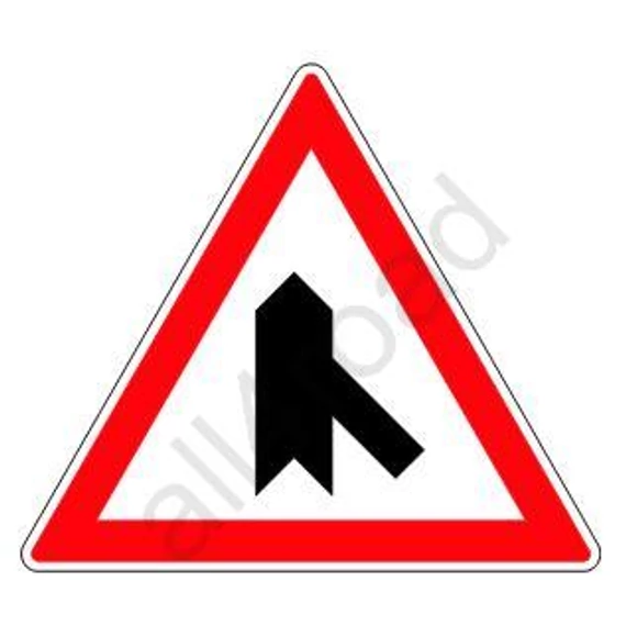 Útkereszteződés alárendelt úttal (5)