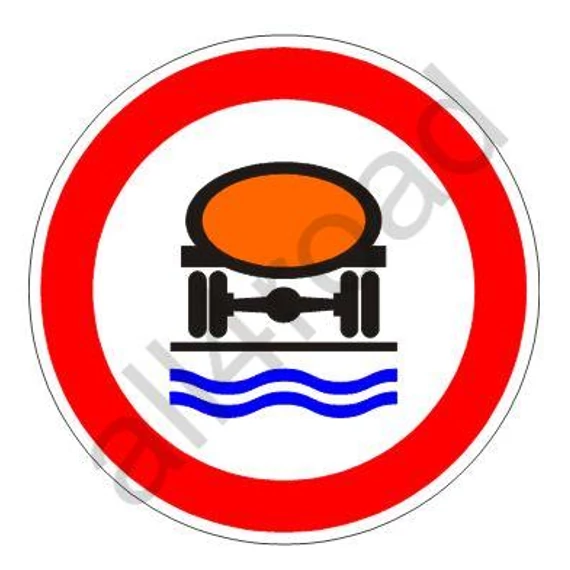 Vízszennyező anyagot szállító járművel behajtani tilos